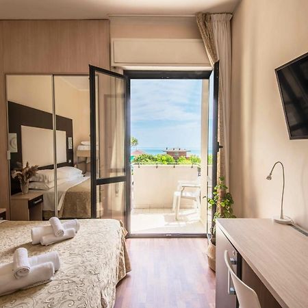 Hotel Baby Milano Marittima Exterior foto
