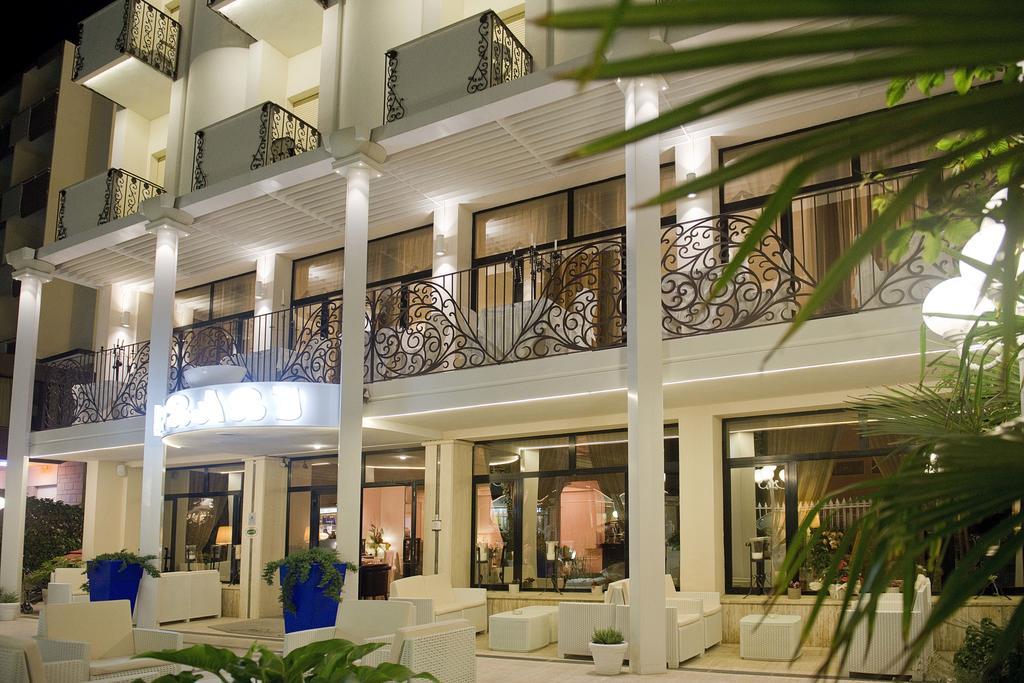 Hotel Baby Milano Marittima Exterior foto