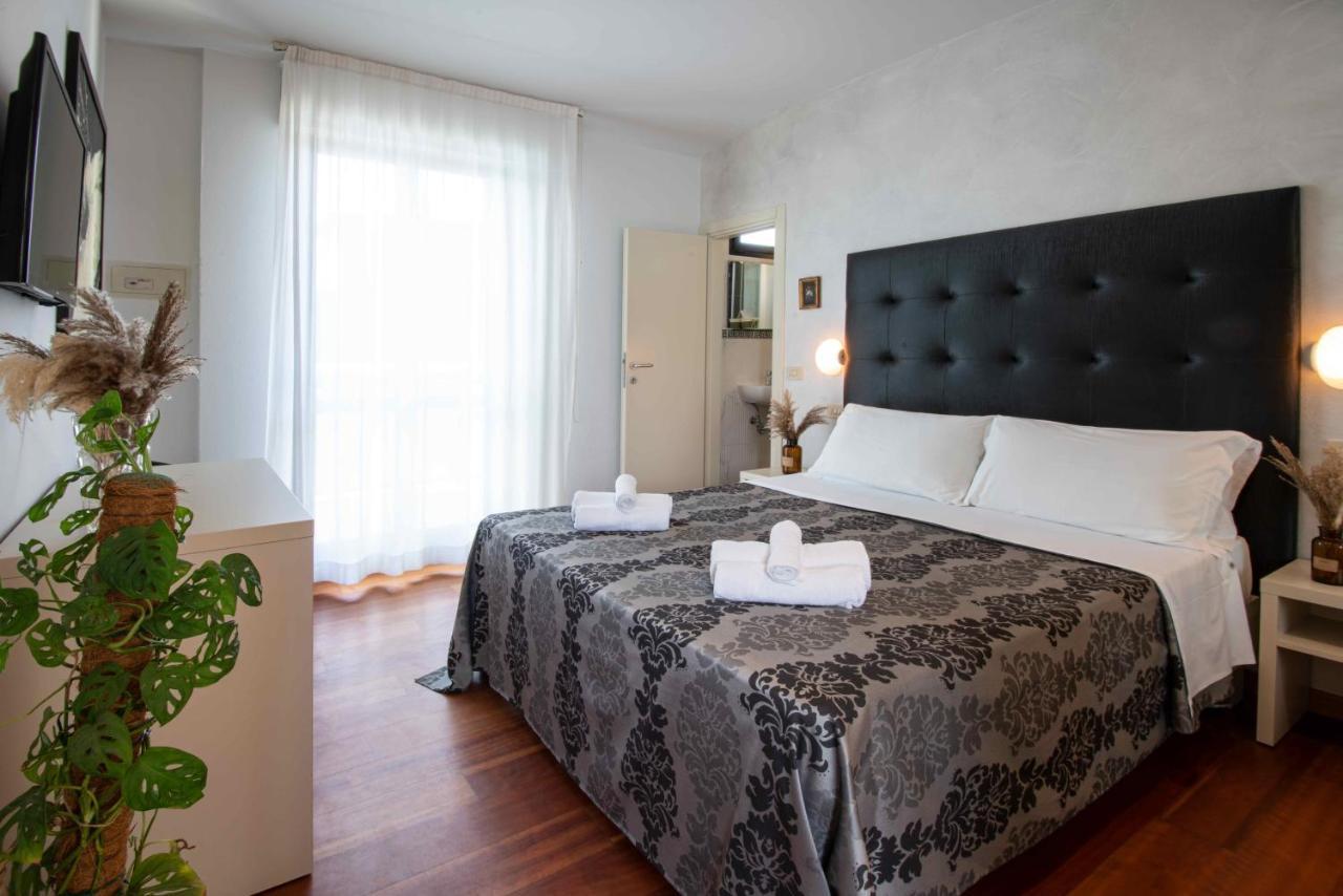 Hotel Baby Milano Marittima Exterior foto