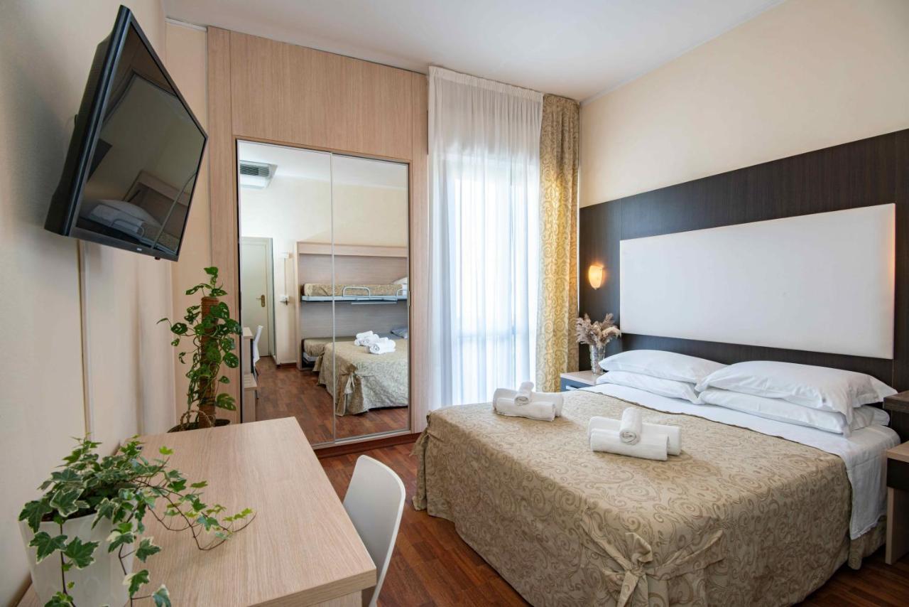 Hotel Baby Milano Marittima Exterior foto