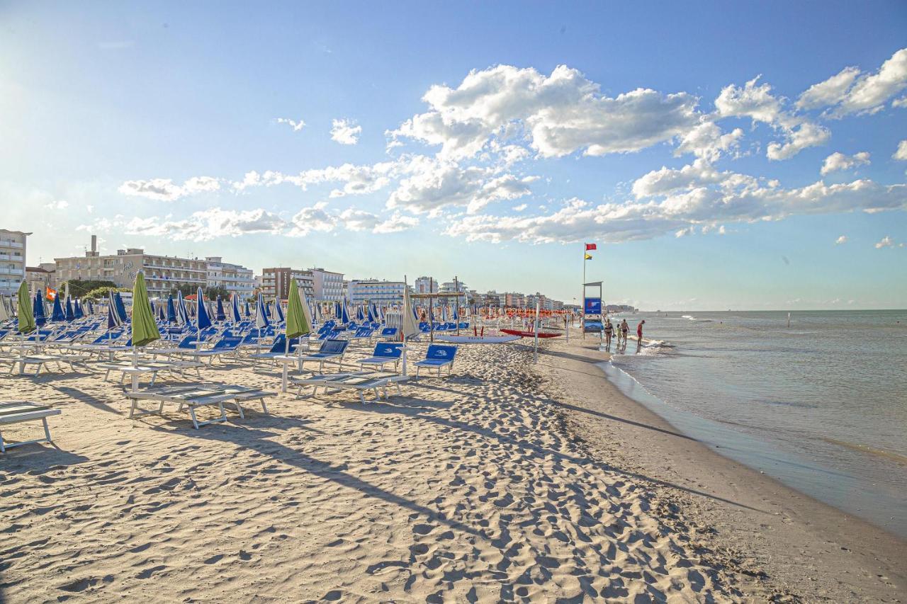 Hotel Baby Milano Marittima Exterior foto
