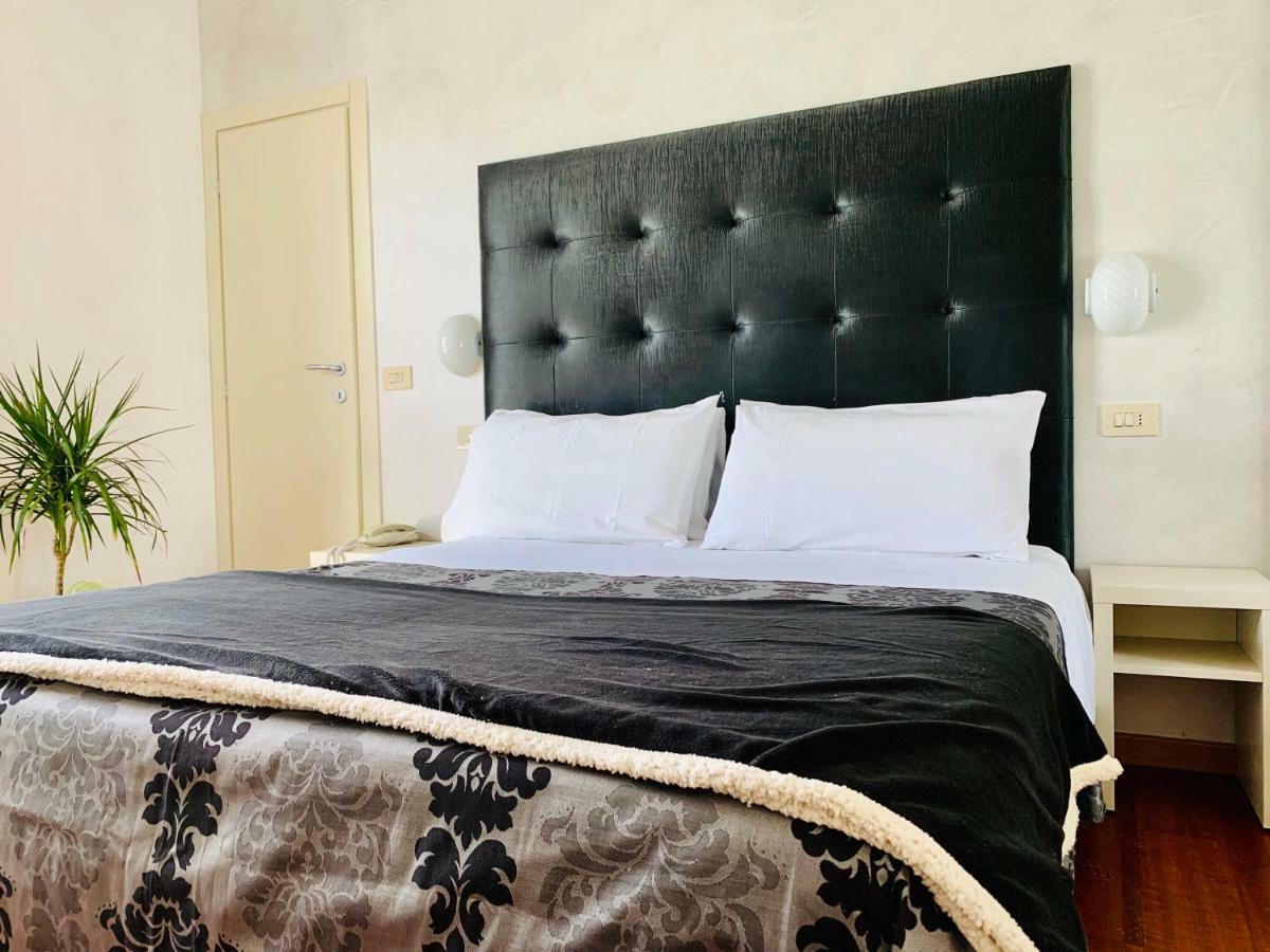 Hotel Baby Milano Marittima Exterior foto